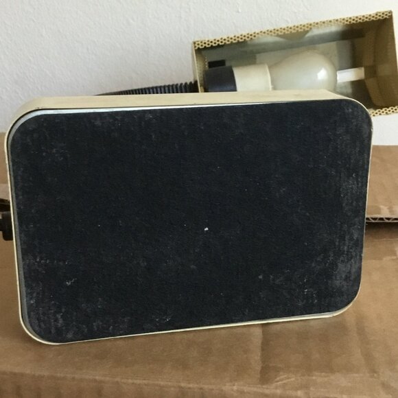 Vintage Postmoden Cream Metal Cutout Black Gooseneck Desk Lamp - Picture 12 of 12